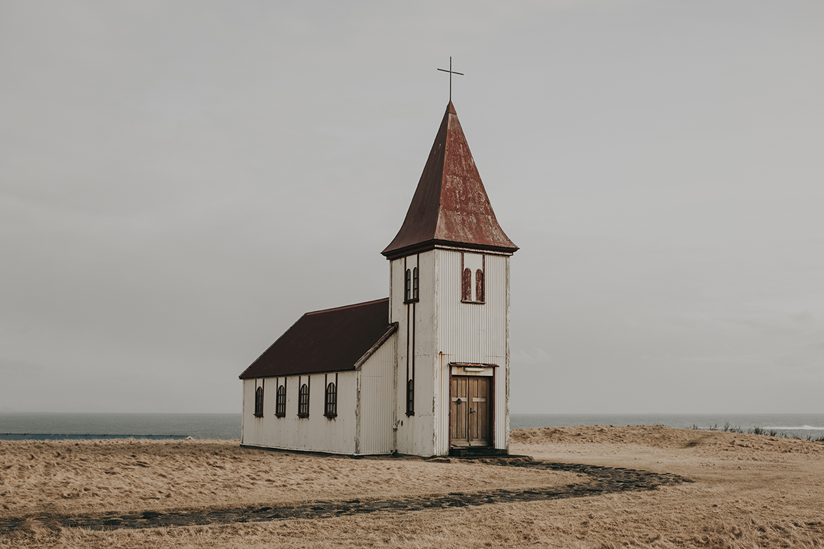 America's Need For "Big Tent" Churches